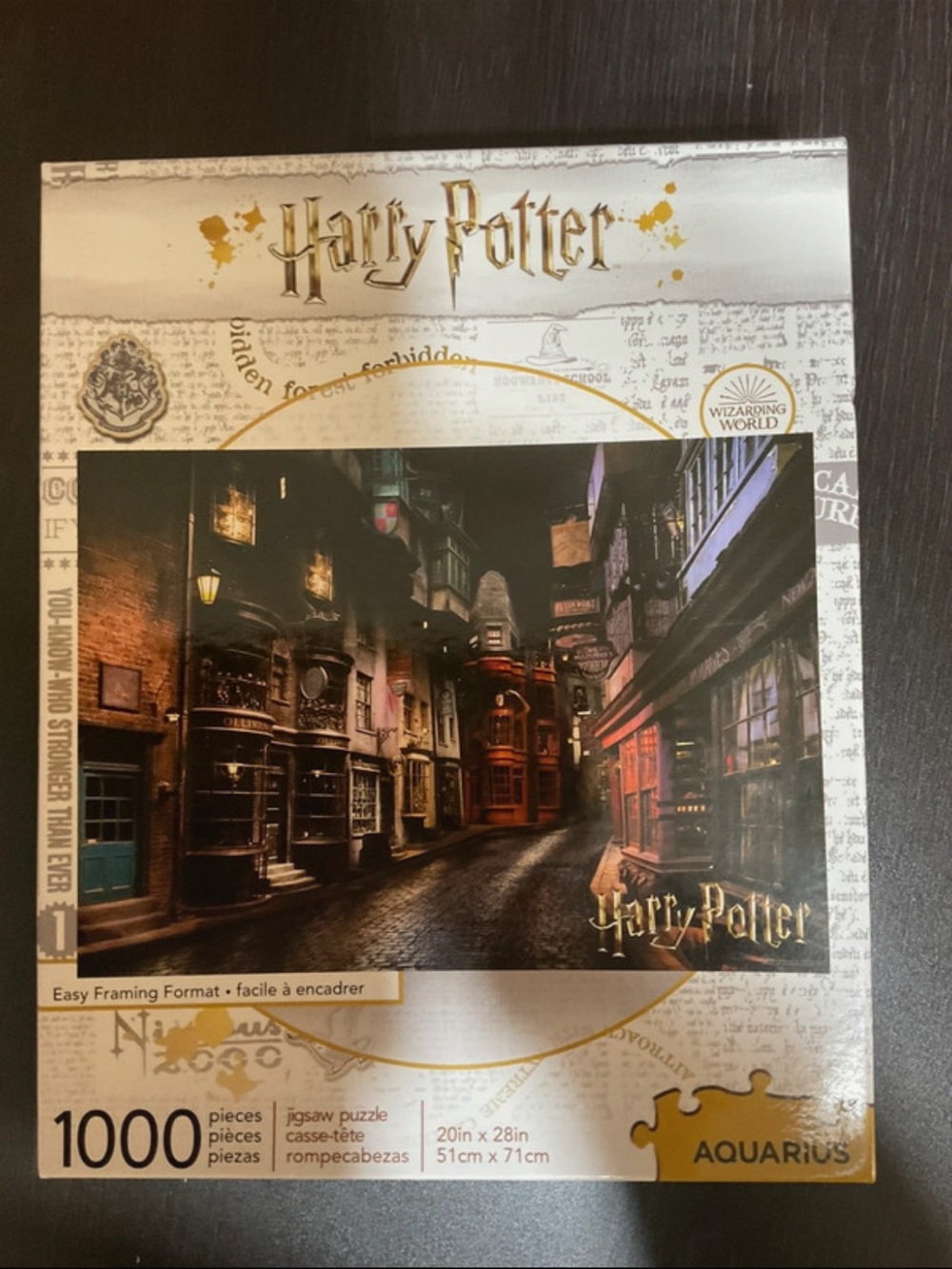 Harry Potter Diagon Alley 1000-Piece Jigsaw Puzzle - Gold & Black
